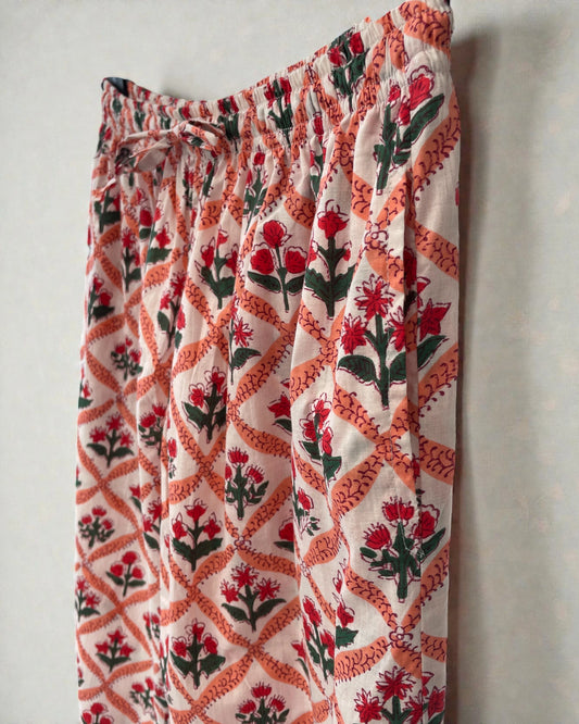 Floral trellis cotton pyjamas for women with button shirt and trousers