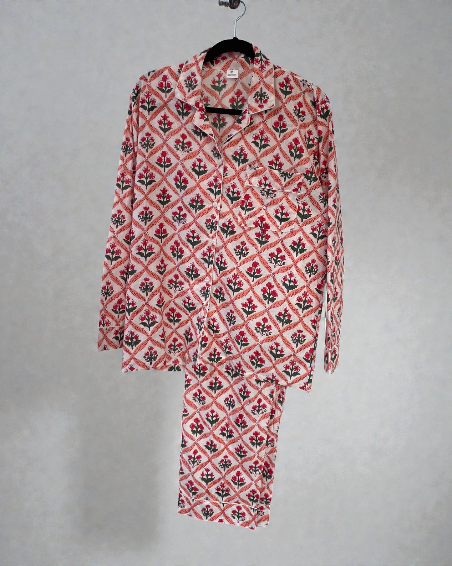 Women’s long cotton floral print pyjama set with pockets and matching storage bag