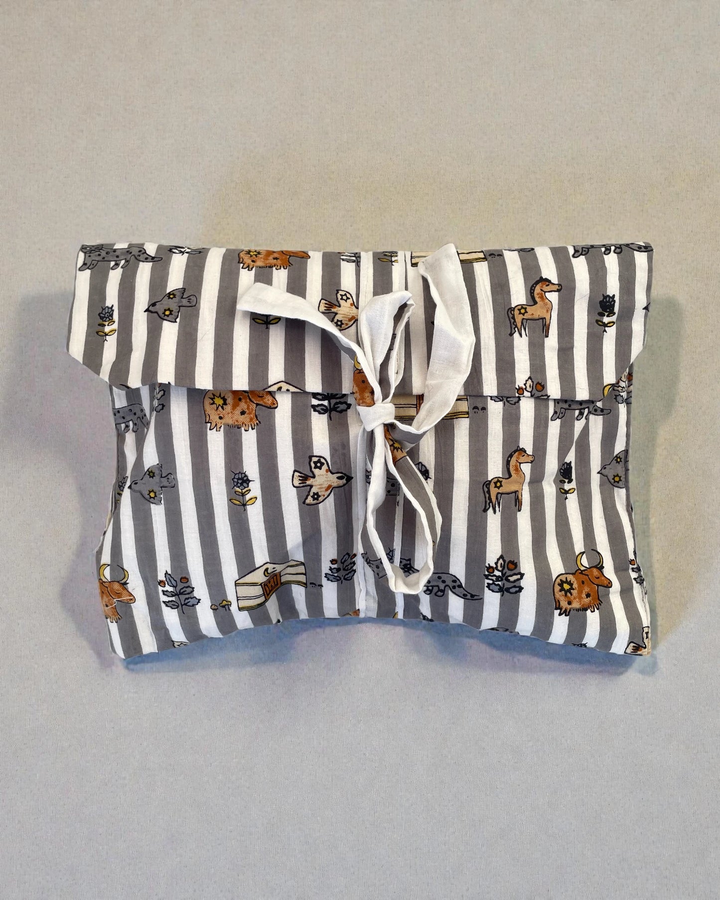 Women’s cotton pyjamas with animal print and matching gift bag in medium